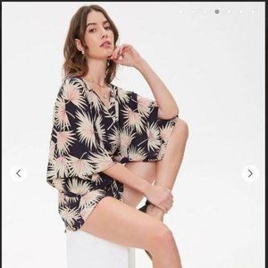 NWT SM - Belted Leaf Print Romper - Kimono Style